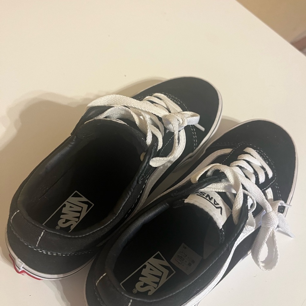 Vans youth ward unisex canvas/suede (Brand New) No Box or Tag size 5 - Picture 5 of 13